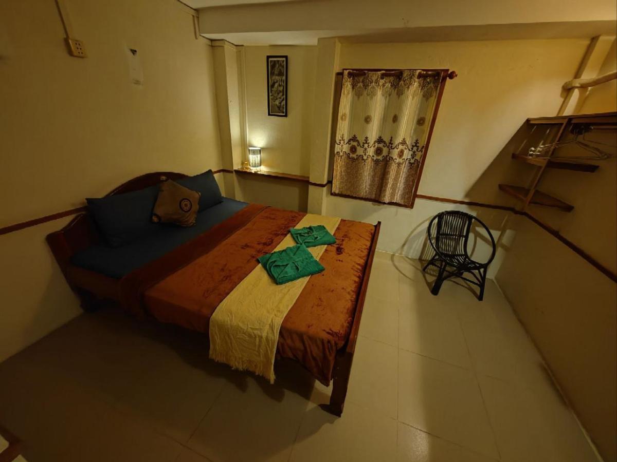 Soben Cafe Guesthouse & Restaurant Siem Reap Exterior photo
